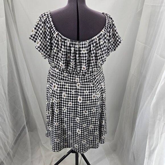 718-11 Torrid Gingham black white checked Daisy off shoulder dress Size 2 18/20 - Picture 5 of 9